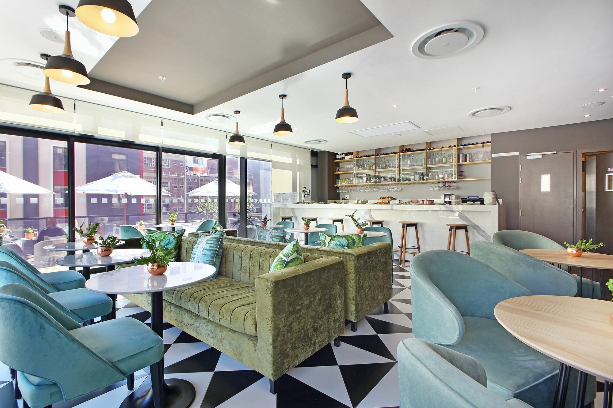 Triangle Luxury Suites By Totalstay Κέιπ Τάουν Εξωτερικό φωτογραφία
