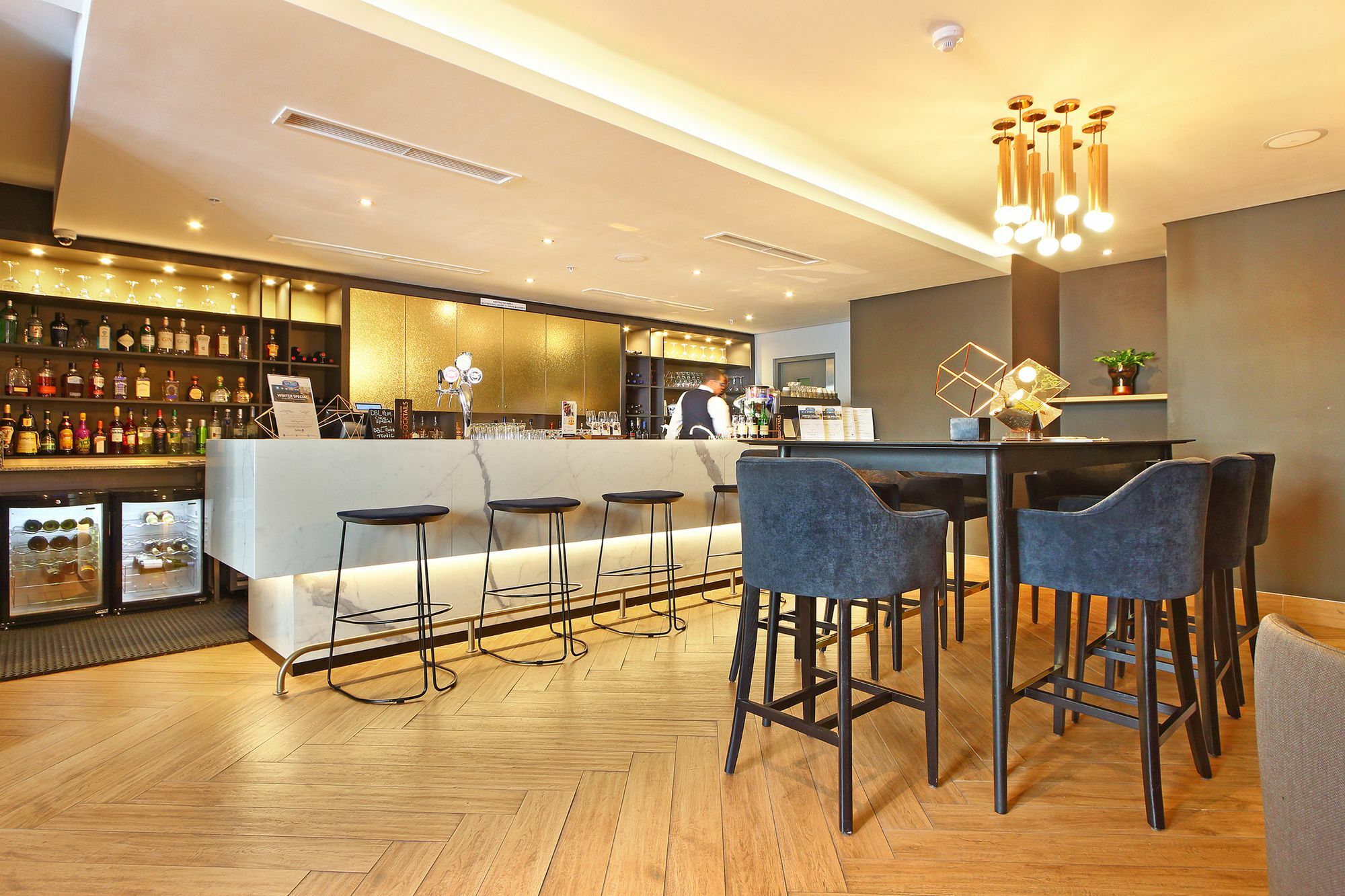 Triangle Luxury Suites By Totalstay Κέιπ Τάουν Εξωτερικό φωτογραφία